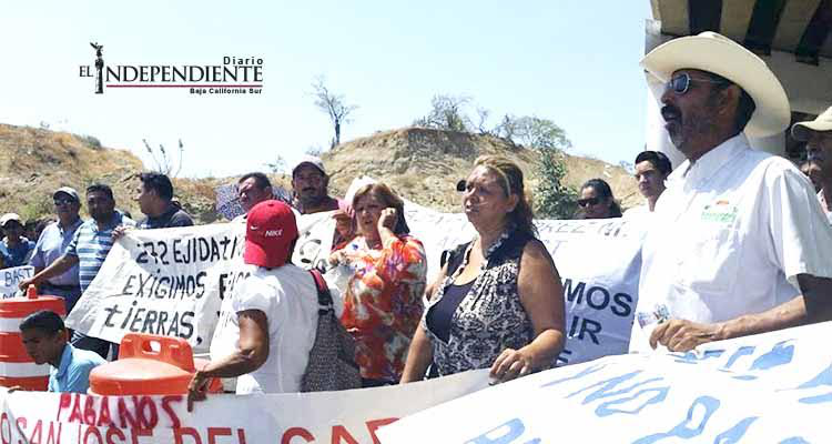 Cumplieron su advertencia; ejidatarios bloquearon libramiento SJC-CSL