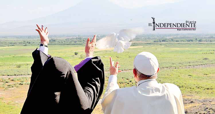 El Papa hace enfurecer a turcos en visita a Armenia