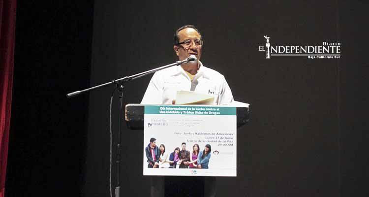 Deben familias e instituciones sumar esfuerzos para evitar las adicciones