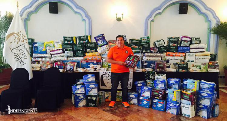 400 paquetes de pañales fueron entregados a la agrupación Unidos por la Discapacidad