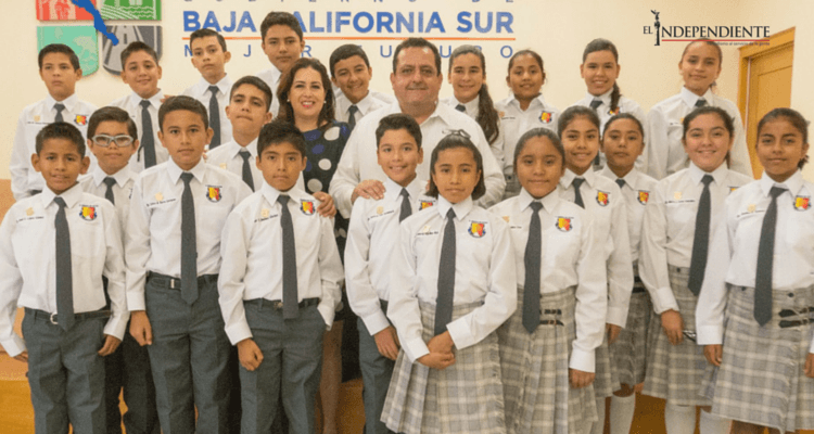 Asegura CMD que su gobierno trabaja por el mejor futuro de la niñez del Estado