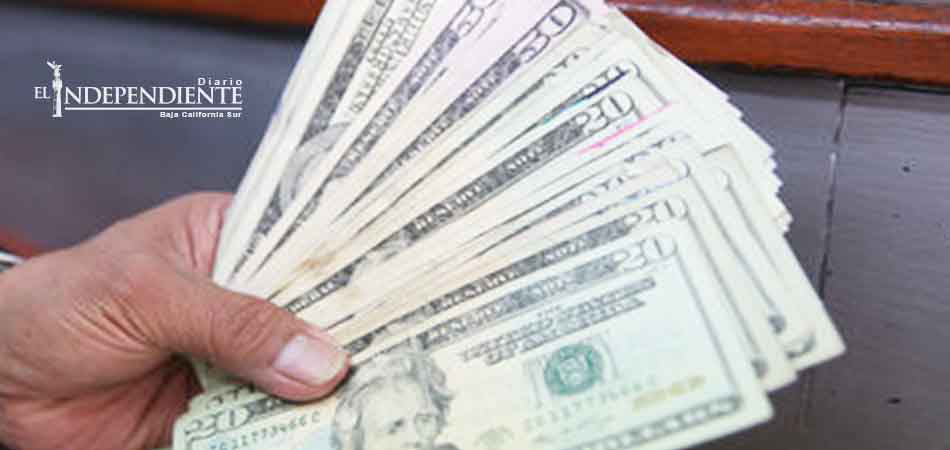 Dólar alcanza cotización de 22.33 pesos en bancos capitalinos