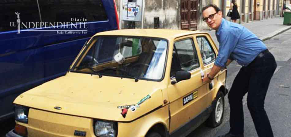 A Tom Hanks le regalarán un Fiat 126 de la época comunista