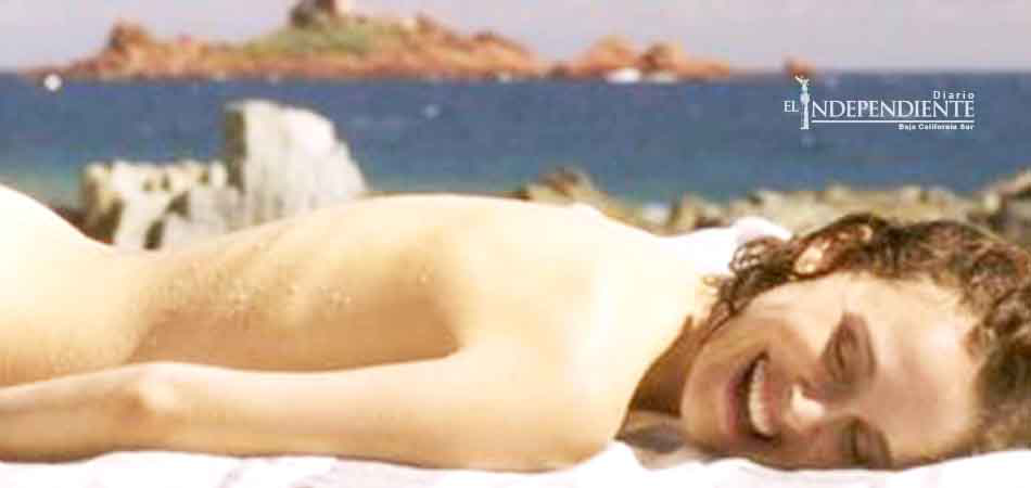 Natalie Portman se desnuda en su nueva película