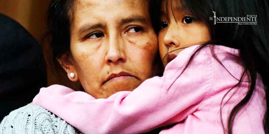 Mexicana se refugia en iglesia de Colorado para evitar deportación