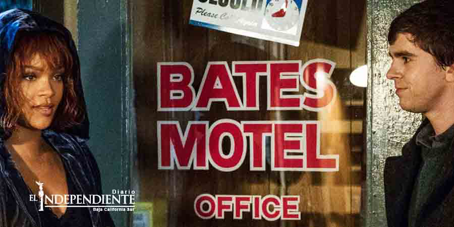 Rihanna está avergonzada de su escena de sexo en 'Bates Motel'