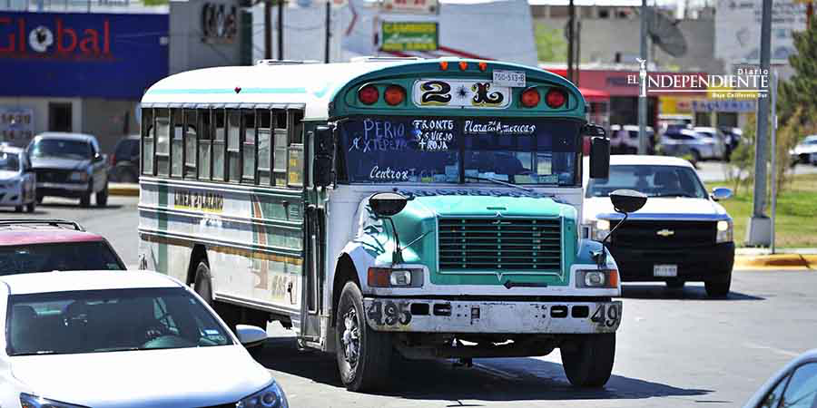 Piden transportistas aumento de 2 pesos en tarifa de transporte