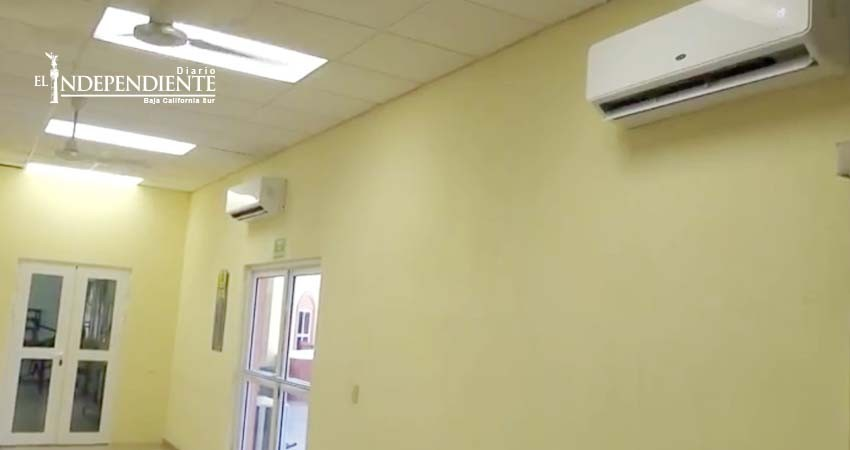 Retiran aires acondicionados de asilo; Ayuntamiento no pagó a proveedor