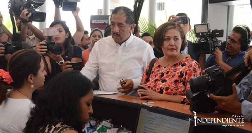 Fiscalía de Veracruz solicita el desafuero de Eva Cadena