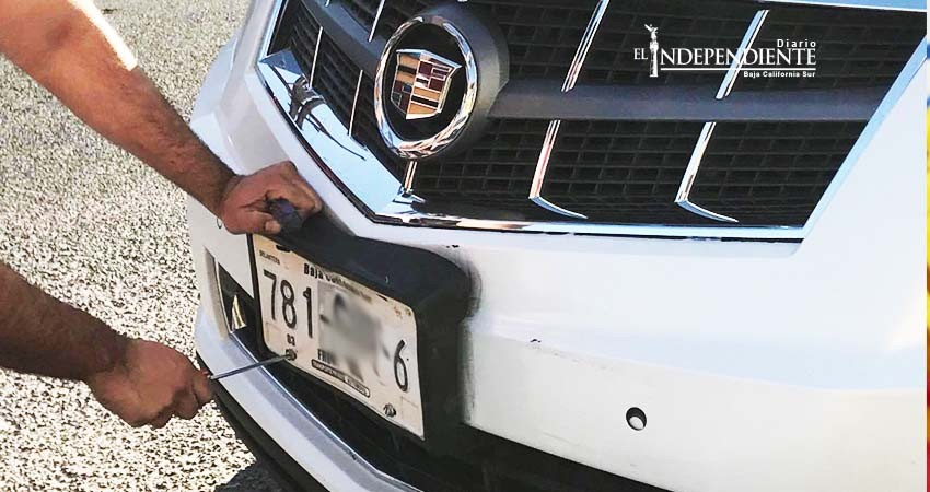 Policías municipales, sin facultad para retirar placas: Tránsito Municipal