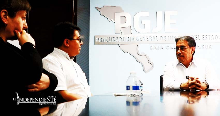 Garantiza procurador investigación transparente en homicidio del periodista Maximino Rodríguez a representantes de Artículo 19 A.C 