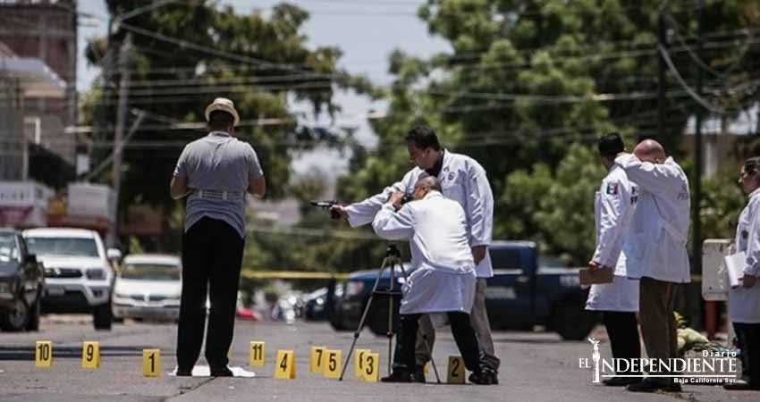 Fueron dos los asesinos de Javier Valdez: PGR