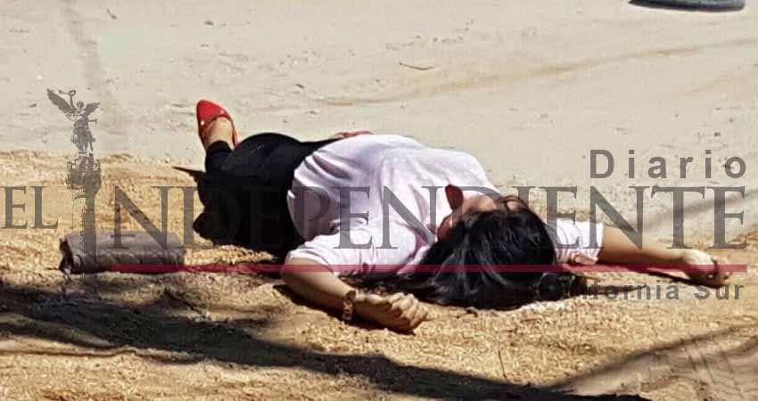 Abren fuego contra pareja en SJC; la mujer perdió la vida