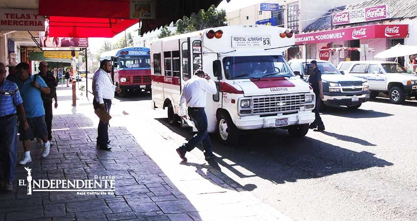 De acuerdo alcalde en transparentar concesiones del transporte público