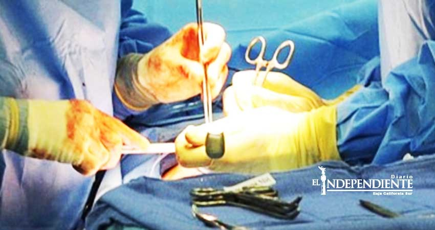 Intentó ser más delgada y murió en su casa tras una liposucción