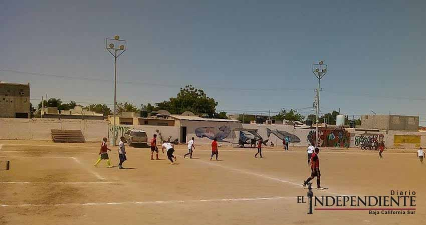 Arrancaron las acciones del torneo de futbol de “Santa Fe”