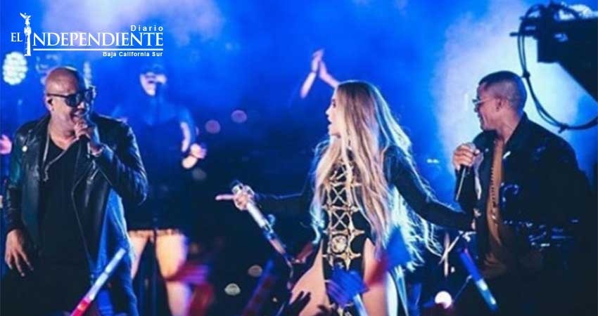 Jennifer Lopez canta sin ropa interior en Nueva York