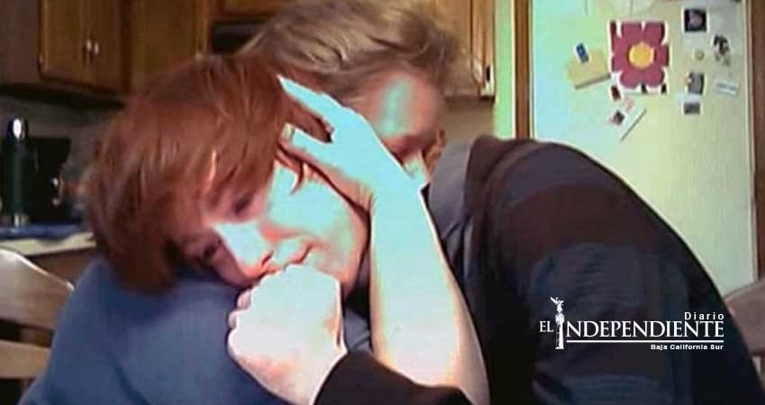 ‘¡No pidas perdón!’, dice madre a su hijo que confiesa ser gay