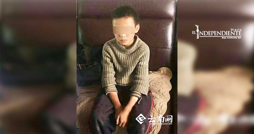 Niño se fuga de casa y sobrevive casi un mes comiendo serpientes