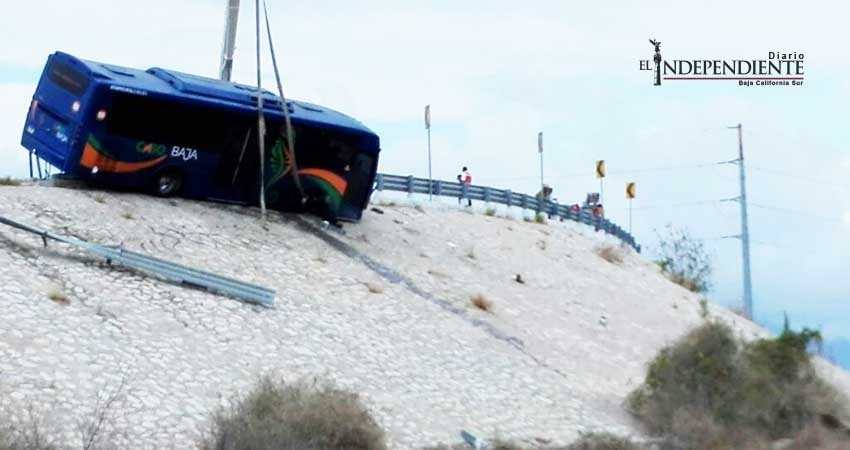 Necesario que prestadores del servicio de transporte sean responsables con los pasajeros: Secretario General