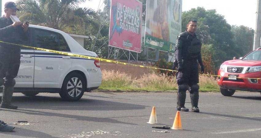 Asalto a tienda de Morelia desencadena persecución y balacera