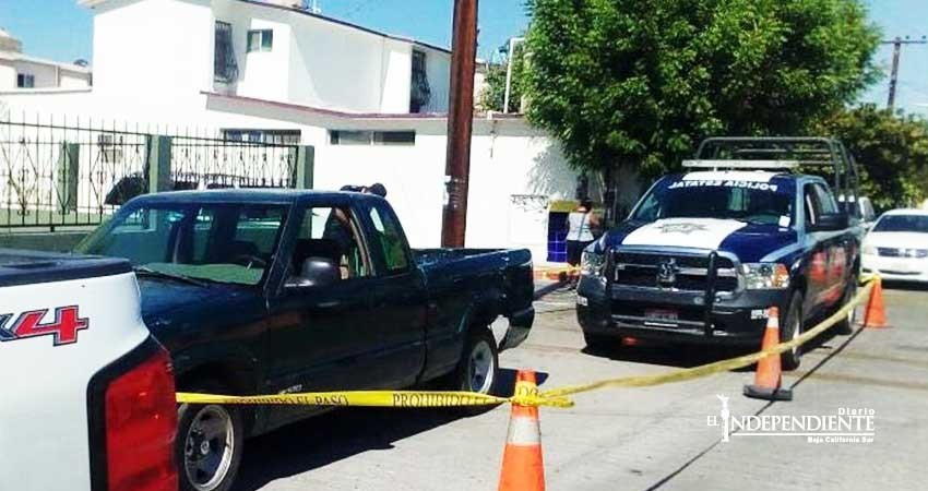 Detienen a una pareja con arma de fuego y sustancias ilícitas