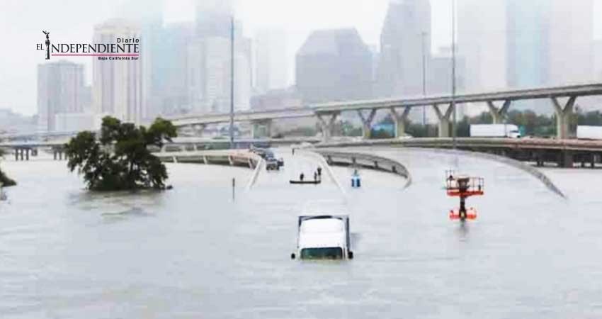 Trump viajará el martes a Texas para evaluar daños de ‘Harvey’