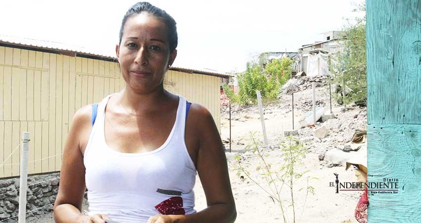 Piden ayuda vecinos en zonas de riesgo por corrida de arroyos en La Paz