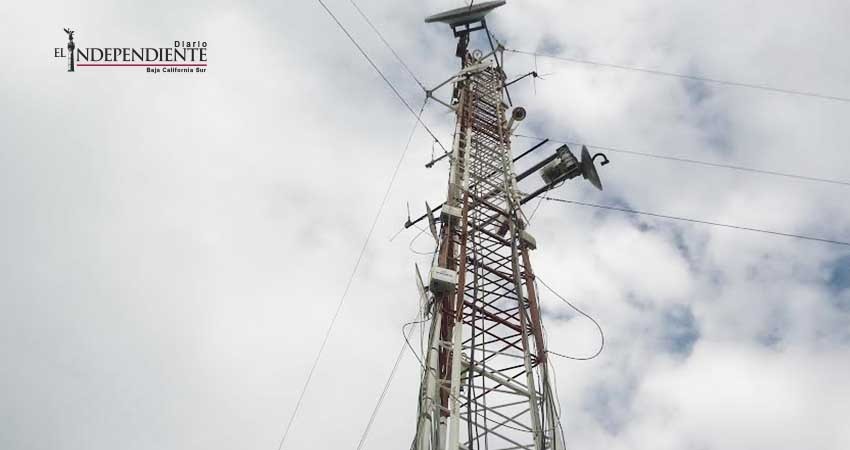 Denuncian construcción de antena en zona residencial de Todos Santos