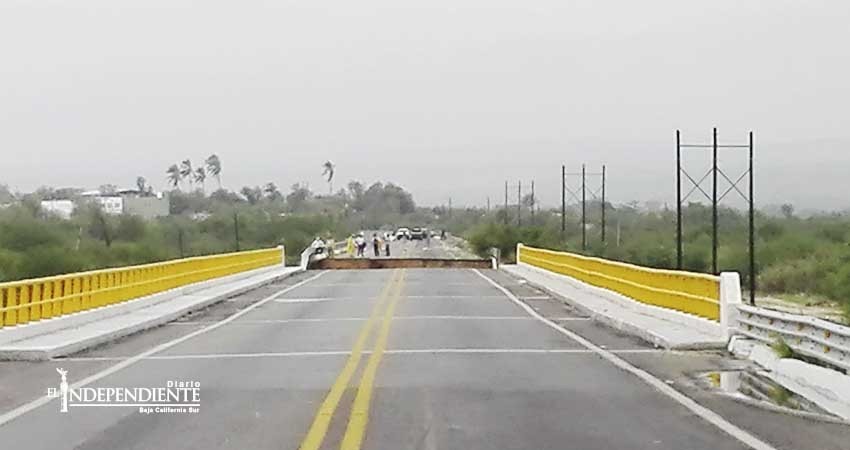 Se continúa con la rehabilitación de carreteras afectadas por “Lidia”: Álvaro De La Peña