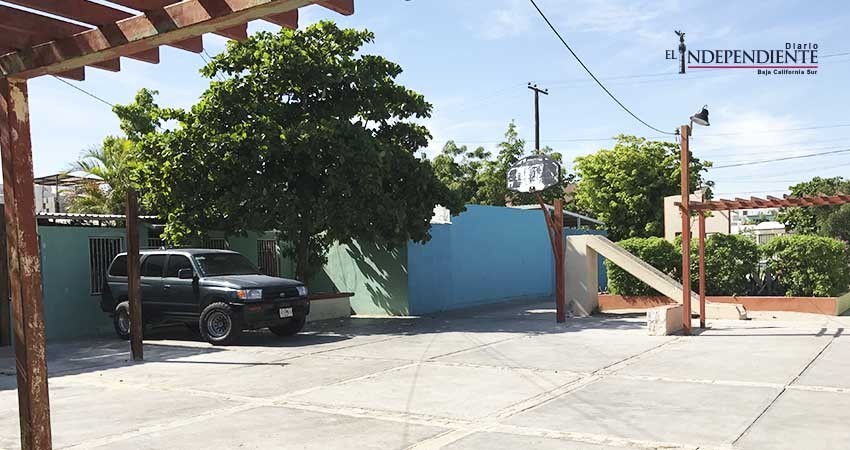 Hermano de presidente de Los Cabos se apoderó de nuestro parque: denuncian vecinos