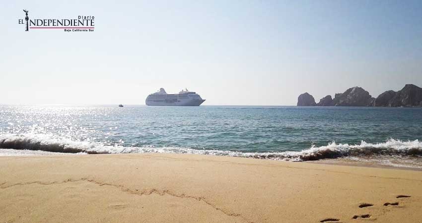 Llegó a Cabo San Lucas (CSL) el primer crucero después de “Lidia”