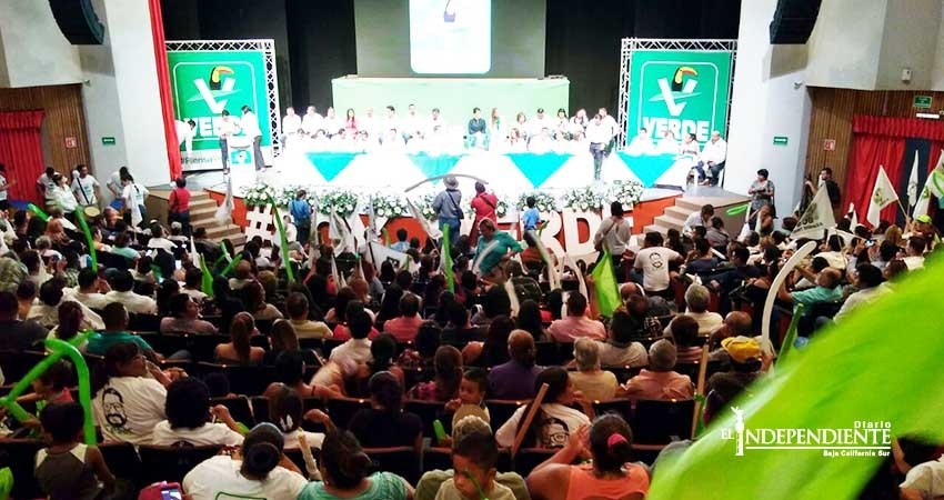 Muestra músculo PVEM BCS saturando el Teatro de la Ciudad