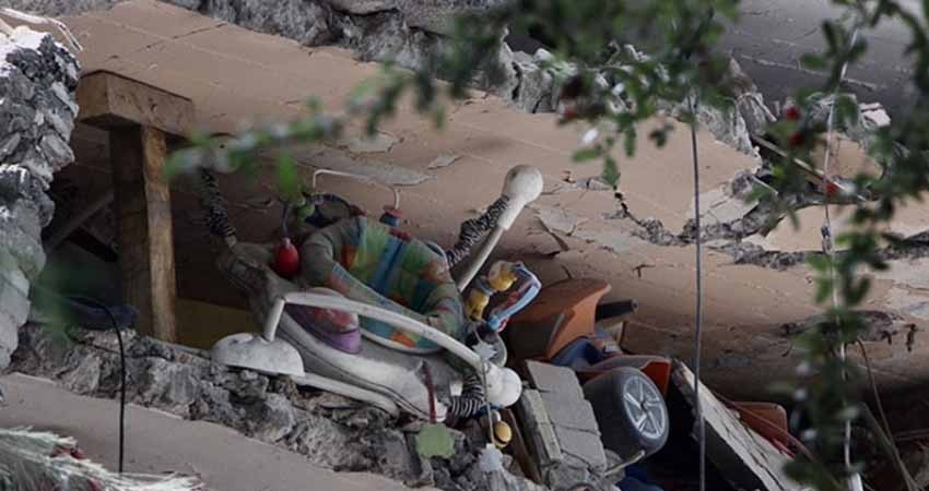 Suman 239 muertos por sismo de 7.1 grados