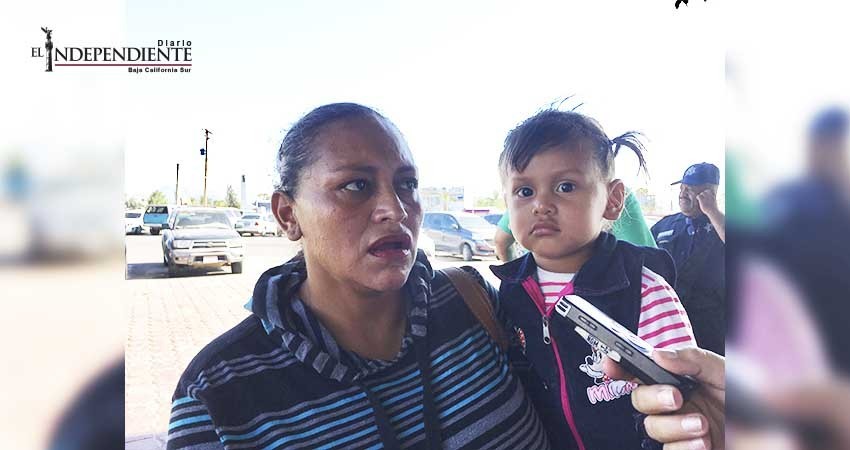 Niega gobierno ayuda a madre soltera que perdió todo en la tormenta