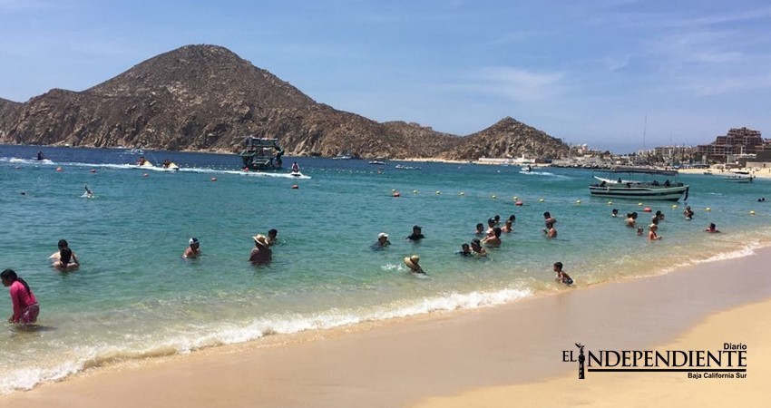 Comienzan cancelaciones en hoteles de Los Cabos por alerta de viaje