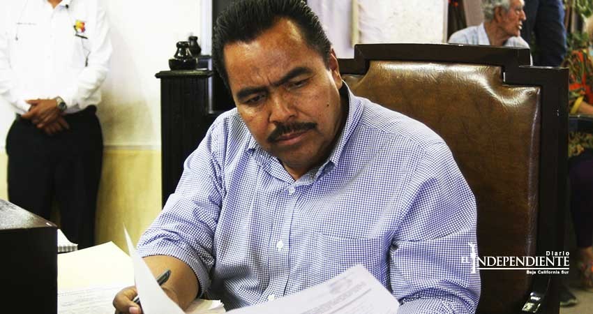 Acusan al diputado Alfredo Zamora de “plagio” en Ley de Alcoholes