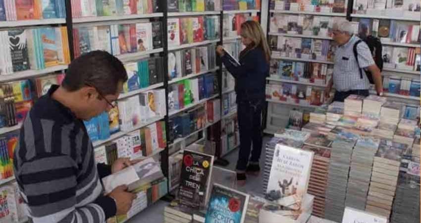 CDMX abre corazón a cultura con inauguración de FIL del Zócalo