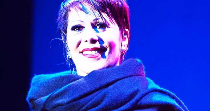 Nombran a Alejandra Guzmán embajadora de la paz