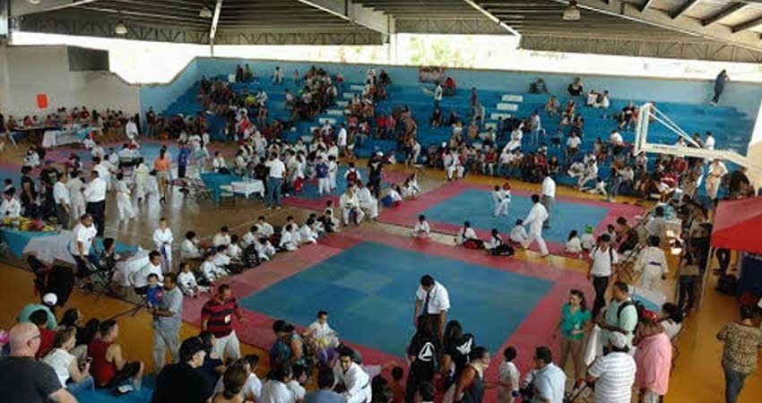 Más de 200 karatecas participaron en el torneo de ASKA 2017