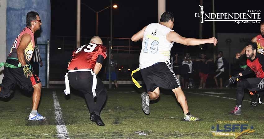 Huracanes y Halcones, lideran en el Flag Varonil