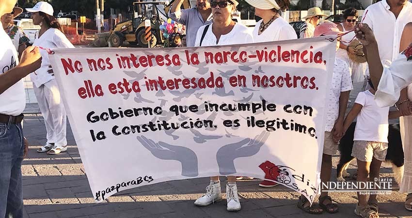 Realizan marcha por la paz de Baja California Sur