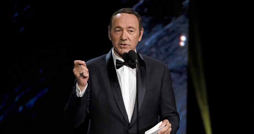 Teatro que dirigió Spacey abre correo para recibir quejas
