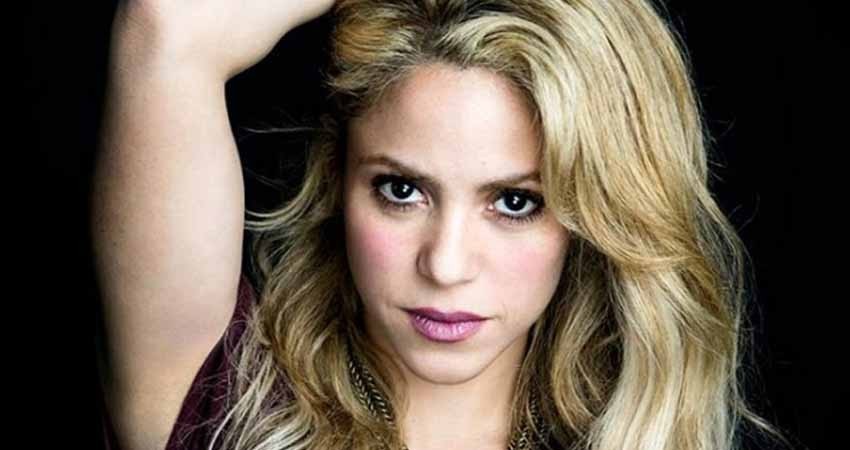 Shakira pospone el inicio de su gira de conciertos