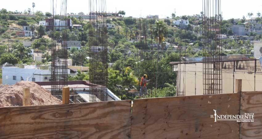 Avanza reconstrucción del teatro Miguel Lomelí Ceseña