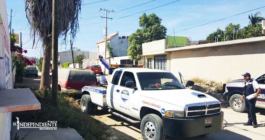 Reinician campaña de retiro de autos chatarra en Cabo San Lucas