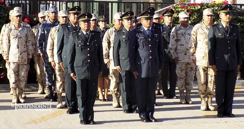 Sedena celebra ascensos y condecoraciones de personal militar