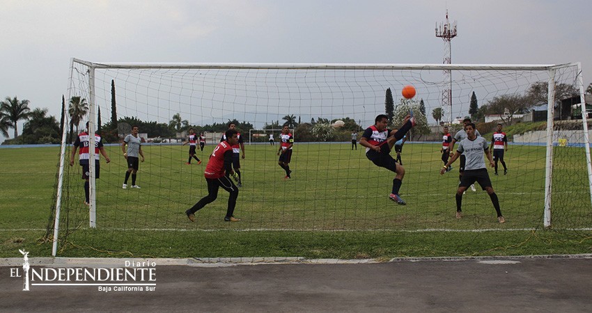 Tercer lugar para BCS en la categoría Master de Futbol