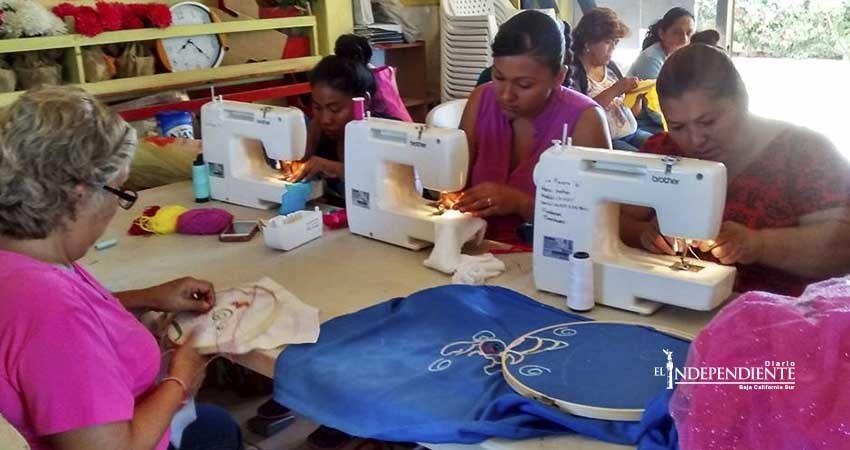 Fundación Sarahuaro invita a su Bazar Navideño para apoyar a madres solteras