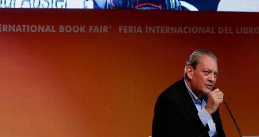 Paul Auster presenta su novela '4 3 2 1' en la FIL